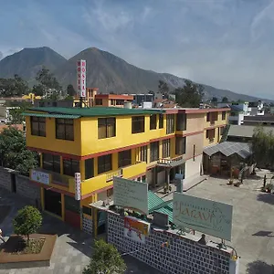 Sol Y Luna Hostel