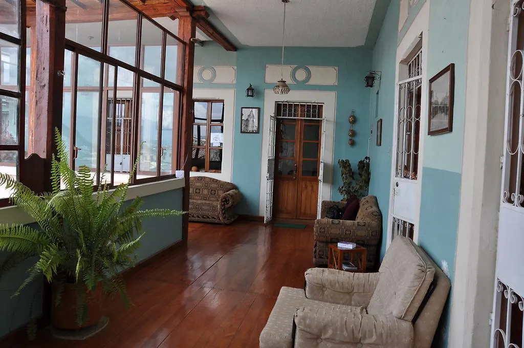 Casa Vista Hermosa 基多 2*,  厄瓜多尔